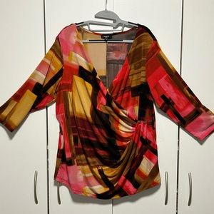 Bundle 3/$15, Premise 2X Faux wrap top in EUC